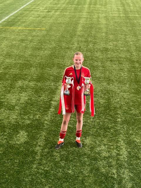 Congratulations to our very own Erin Carrol who captained the 16s Aberdeen team at the weekend and won both the league and the cup ⚽️✨🏆 a very bright future ahead! <a href="/oldmachar/">Oldmachar Academy</a>