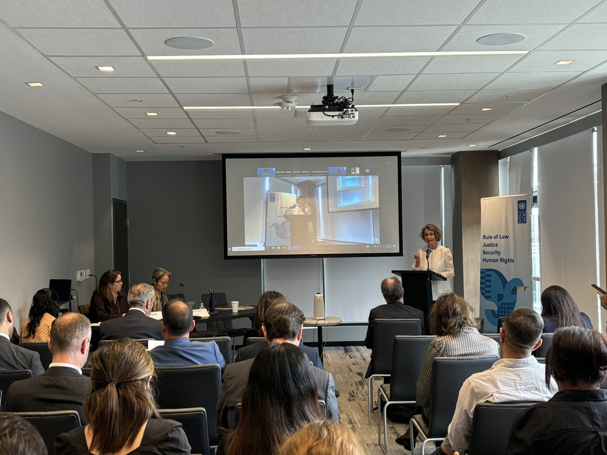 levan_asatiani's tweet photo. Great exchange on #ruleoflaw and #humanrights in crisis and fragile contexts at @UNDP annual meeting in Washington DC. United &amp; committed to strengthening rule of law, human rights, justice &amp; security for sustainable peace &amp; development. https://t.co/UUvbEI1e3J