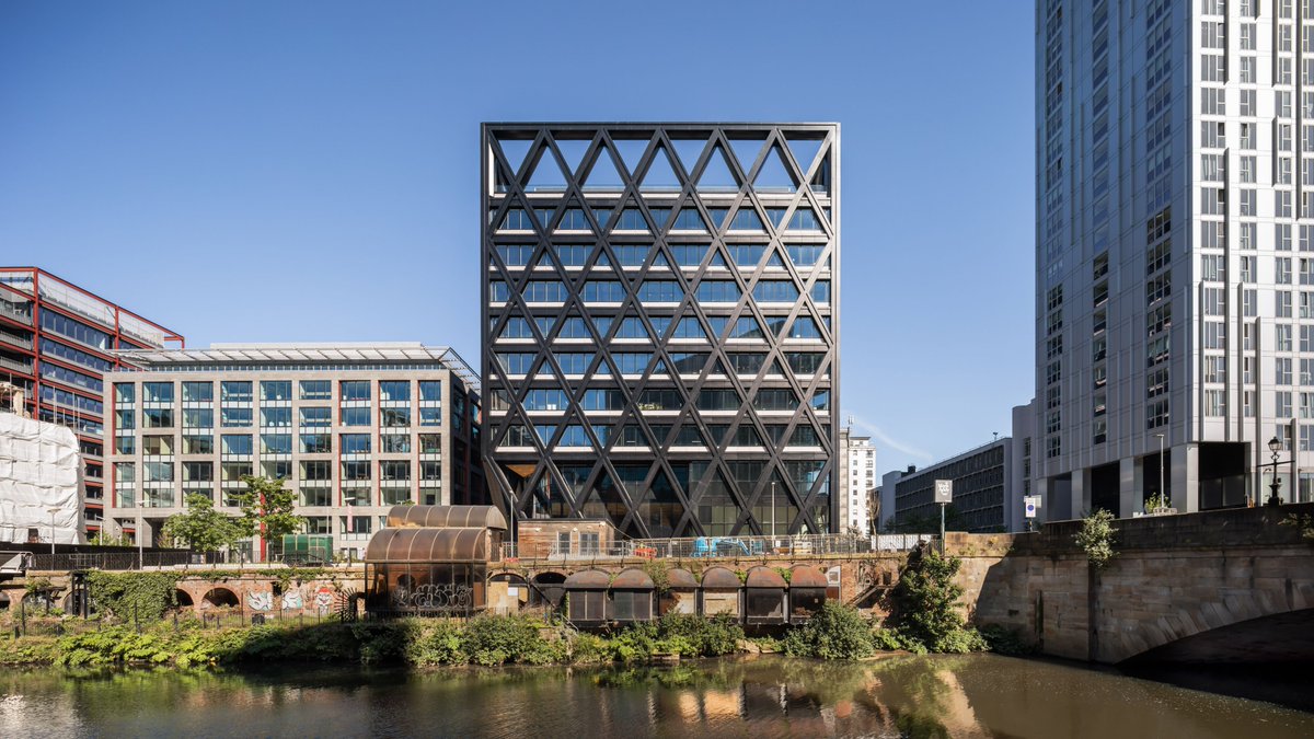 Make Architects tweet media