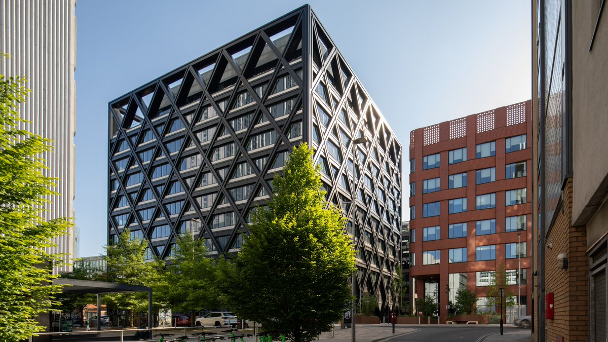 #FourNewBailey completes as our third and final building in Salford!✖️

Part of the <a href="/NewBaileyM3/">New Bailey</a> masterplan, our design for the 10-storey commercial workplace building draws on Salford's rich industrial heritage.

🔗makearchitects.com/projects/four-…