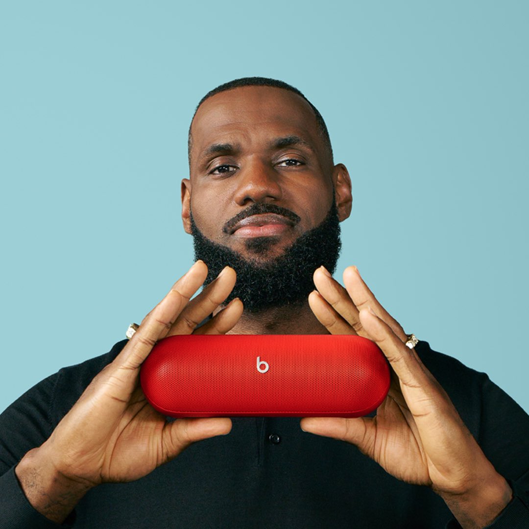 LeBron James tweet media