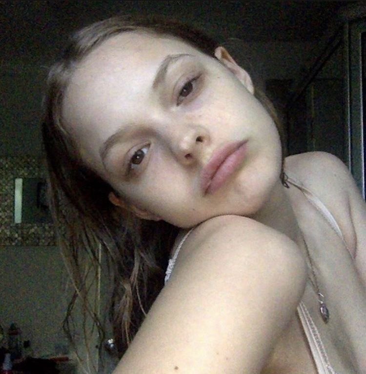 holiestwaif's tweet image. remembering the fallen waiftwt today 🙏🪽😔