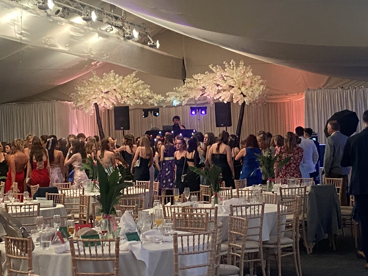 Y11 Prom, dinner finished, tables empty dance floor full! #prom #highschool <a href="/tsas_norwich/">Thorpe St Andrew School and Sixth Form</a>