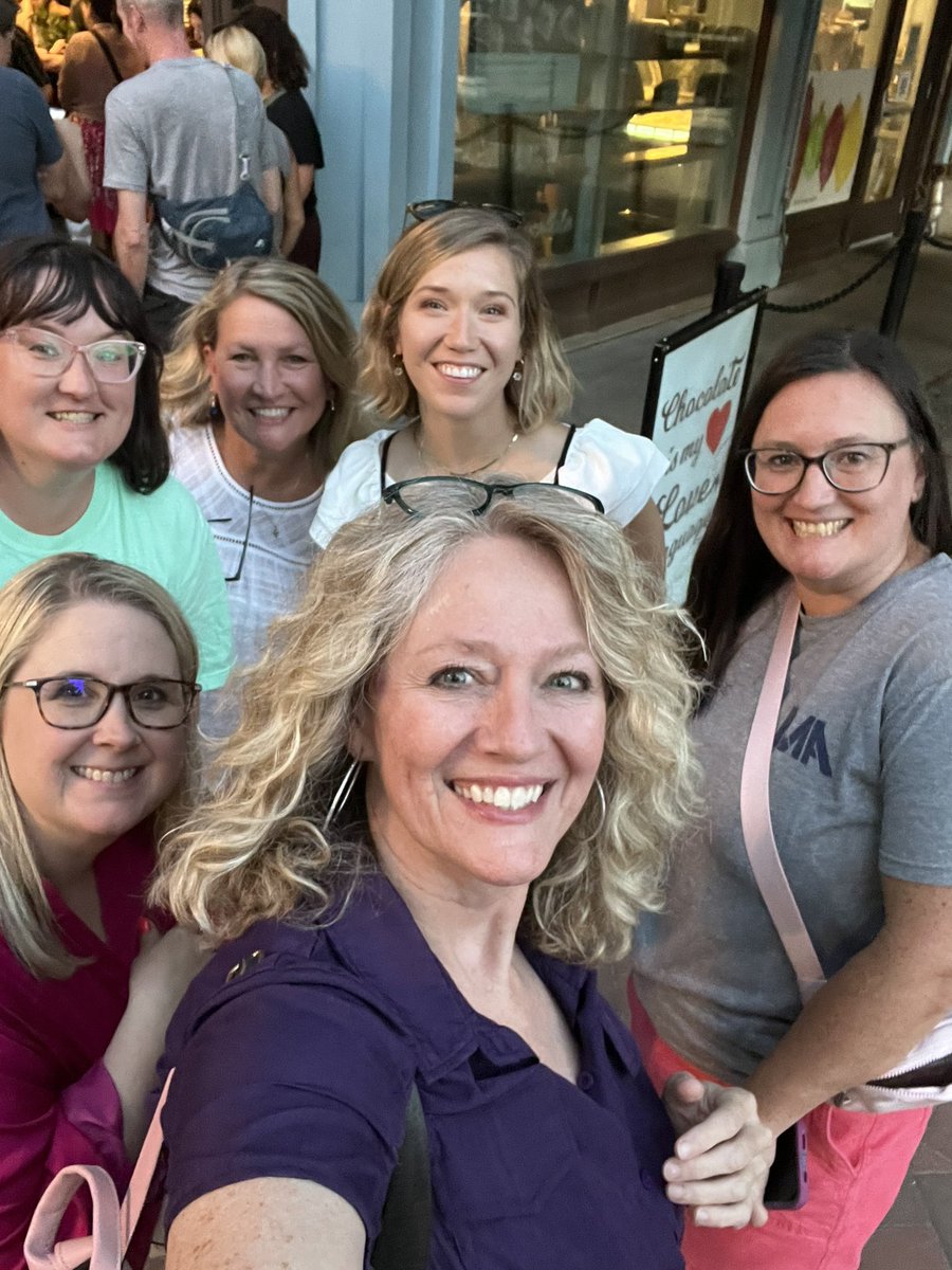 heymrsgrill's tweet photo. Had a great time with the @MACSchools team at the ML Conference with @NCDPI_MLs! #MACSawesome https://t.co/P0gXd00Zb4