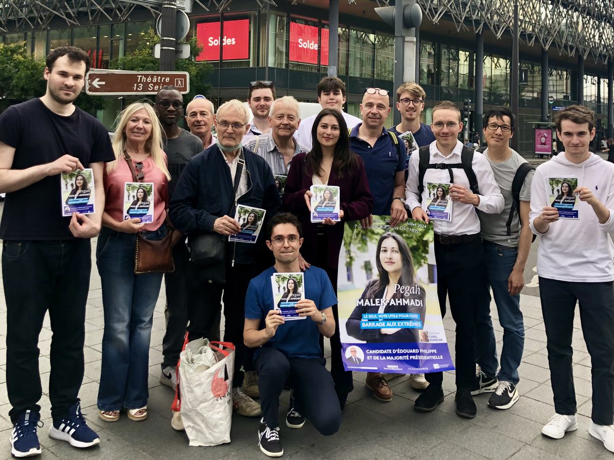 Nouvelle journée de mobilisation aux quatre coins de #Paris13 pour vous présenter ma candidature aux législatives 🇫🇷

Un grand merci à nos militants pour leur engagement !