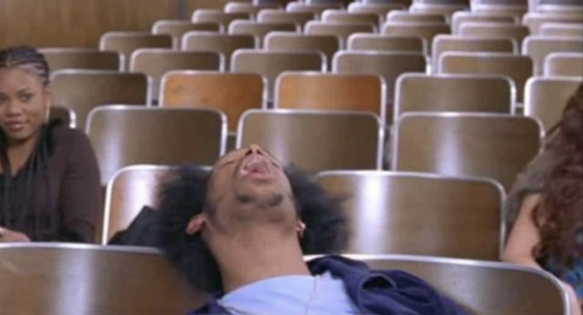 “Sueños por cumplir, bocas por callar”

Yo escondido en el baño del jale: