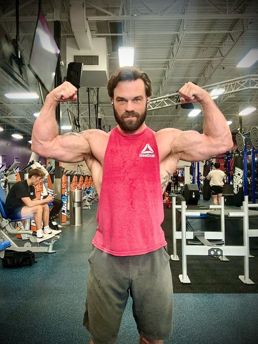 💪🏻😏 https://t.co/E2BVQByK4b