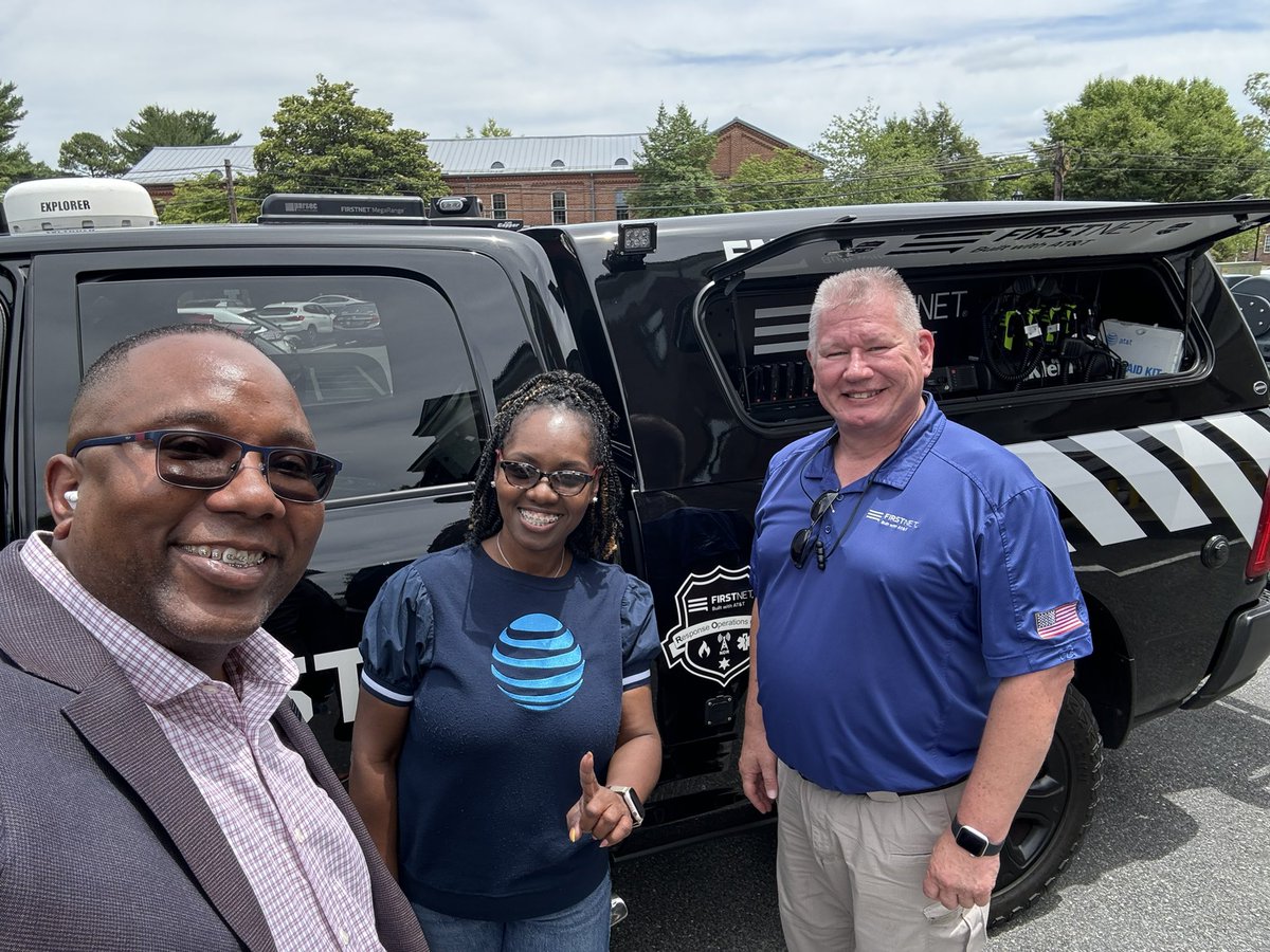Aric Carney (@ariccarney) on Twitter photo The Queen of Dover RSM LaVern Adams & I got 2 share FirstNet with City of Dover today w/surprise drive by from our Response Operations Group Section Chief!@LavernA718 <a href="/Mr_Feliciano20/">Erik Feliciano</a> <a href="/Bh7316/">Brittany Harrison</a> <a href="/MikeSBurgess_/">Michael</a> <a href="/404girl/">Betsy Francis</a> <a href="/FirstNet/">FirstNet, Built with AT&T</a> <a href="/_MightyMAS/">Mid-Atlantic States Team</a> #BuildingDelawareFirstNet The Queen of Dover RSM LaVern Adams & I got 2 share FirstNet with City of Dover today w/surprise drive by from our Response Operations Group Section Chief!@LavernA718 <a href="/Mr_Feliciano20/">Erik Feliciano</a> <a href="/Bh7316/">Brittany Harrison</a> <a href="/MikeSBurgess_/">Michael</a> <a href="/404girl/">Betsy Francis</a> <a href="/FirstNet/">FirstNet, Built with AT&T</a> <a href="/_MightyMAS/">Mid-Atlantic States Team</a> #BuildingDelawareFirstNet