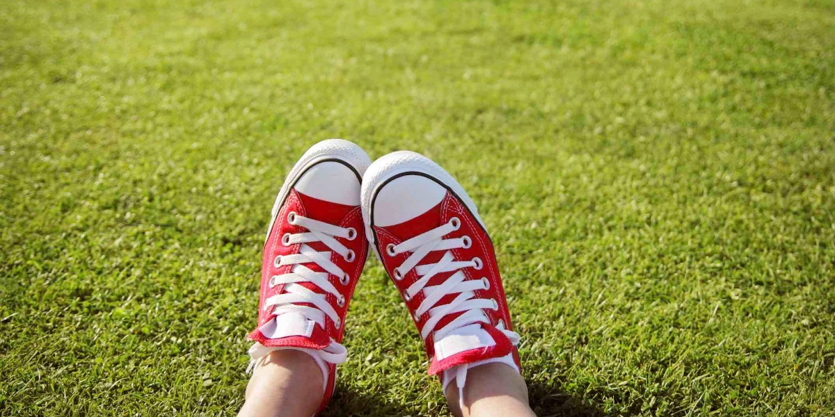 YaleMedicine's tweet image. #Limblength #discrepancy is a condition in which one&apos;s arms or legs are of unequal lengths. Many people have a slight inequality, but it is often small enough that it does not cause problems. Larger discrepancies can interfere with day-to-day activities.

yalemedicine.org/conditions/lim…