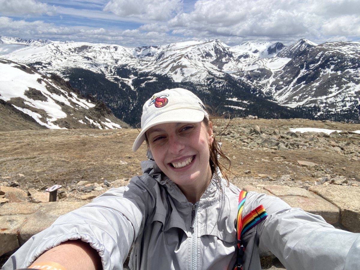 cornellBCI's tweet photo. The second Cornell intern at the University of Colorado-Anschutz Medical Campus is Cameron Reimers '26. Cameron is from Iowa City, Iowa, and is majoring in biochemistry and molecular biology with a minor in studio art.

https://t.co/uFx9z2SOJw https://t.co/HsrIWrTwyu
