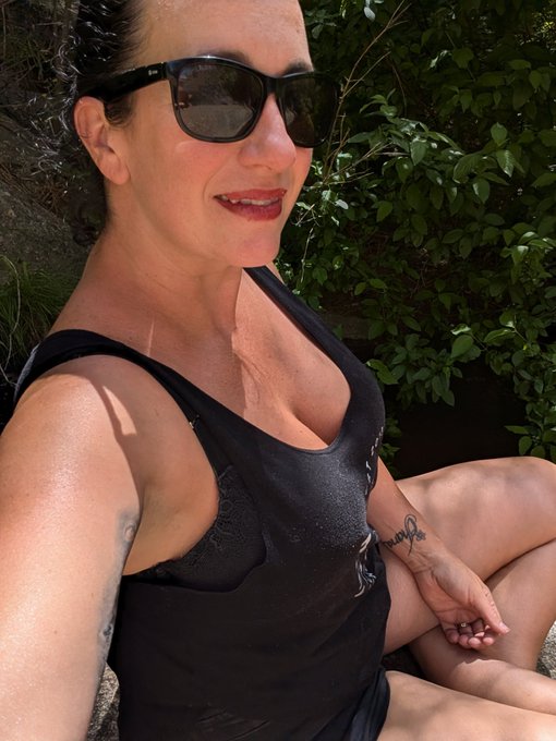 I love being in nature preferably naked but I couldn't on this adventure https://t.co/uF9zklL7Ro<a href="/tag/mfc"class="tags"><span>#mfc</span></a>