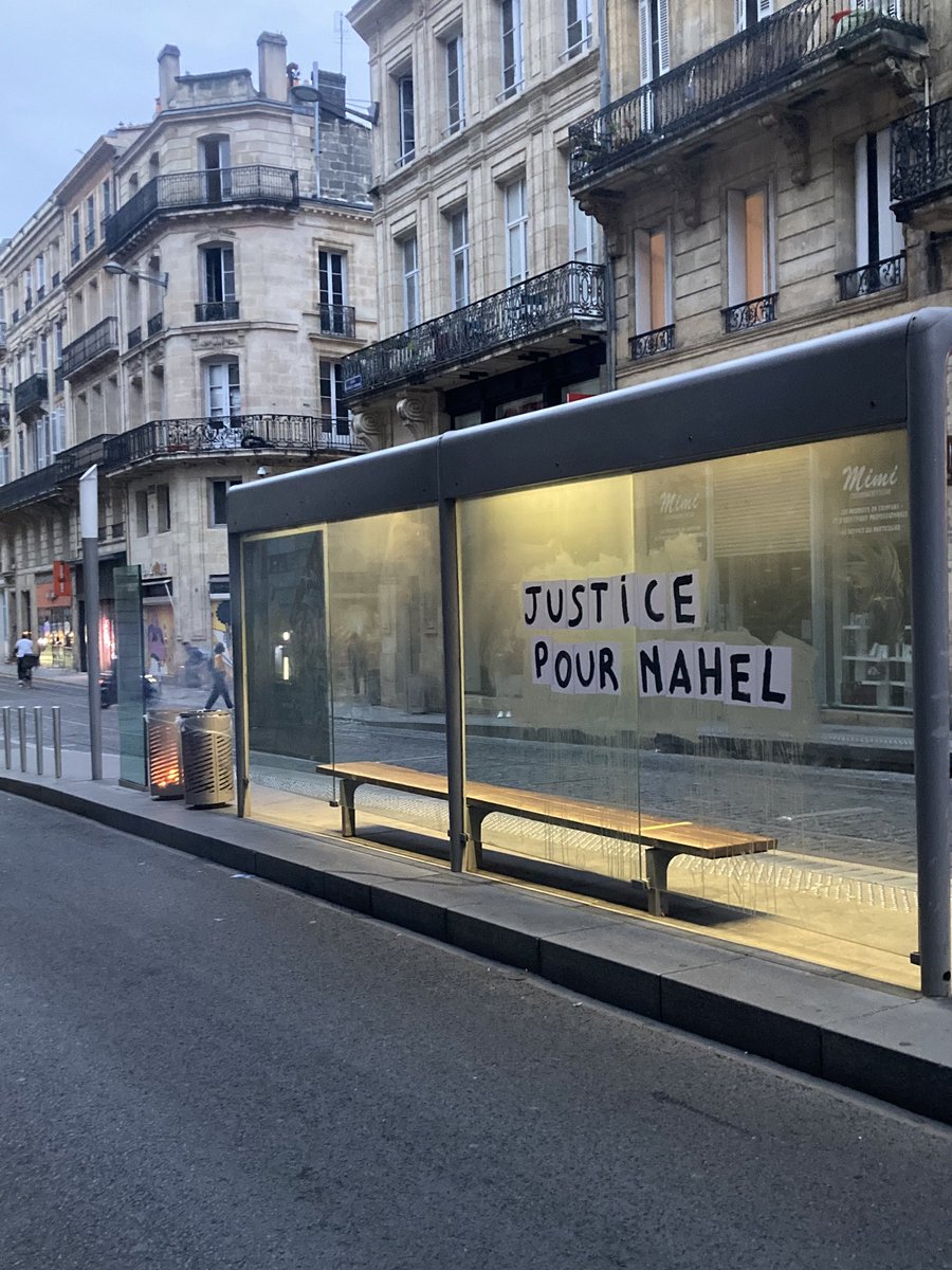 Collages Féministes Bordeaux tweet media