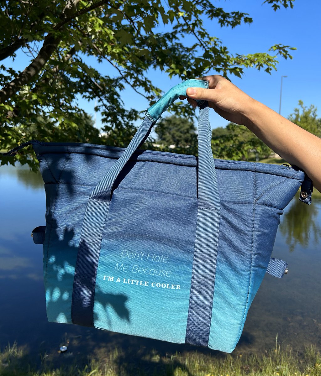 OverturePromo's tweet image. Don’t hate us because we are a little cooler! Keep cool with customized coolers this summer. 
#customcoolers #promoproducts #brandedmerchandise