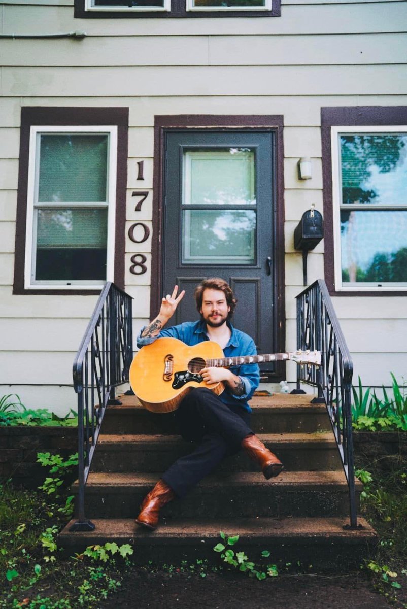 Hello friends I have released some new music today! I hope yall enjoy it. Played all 9 instruments featured on this album. 
linktr.ee/zanexdaniel