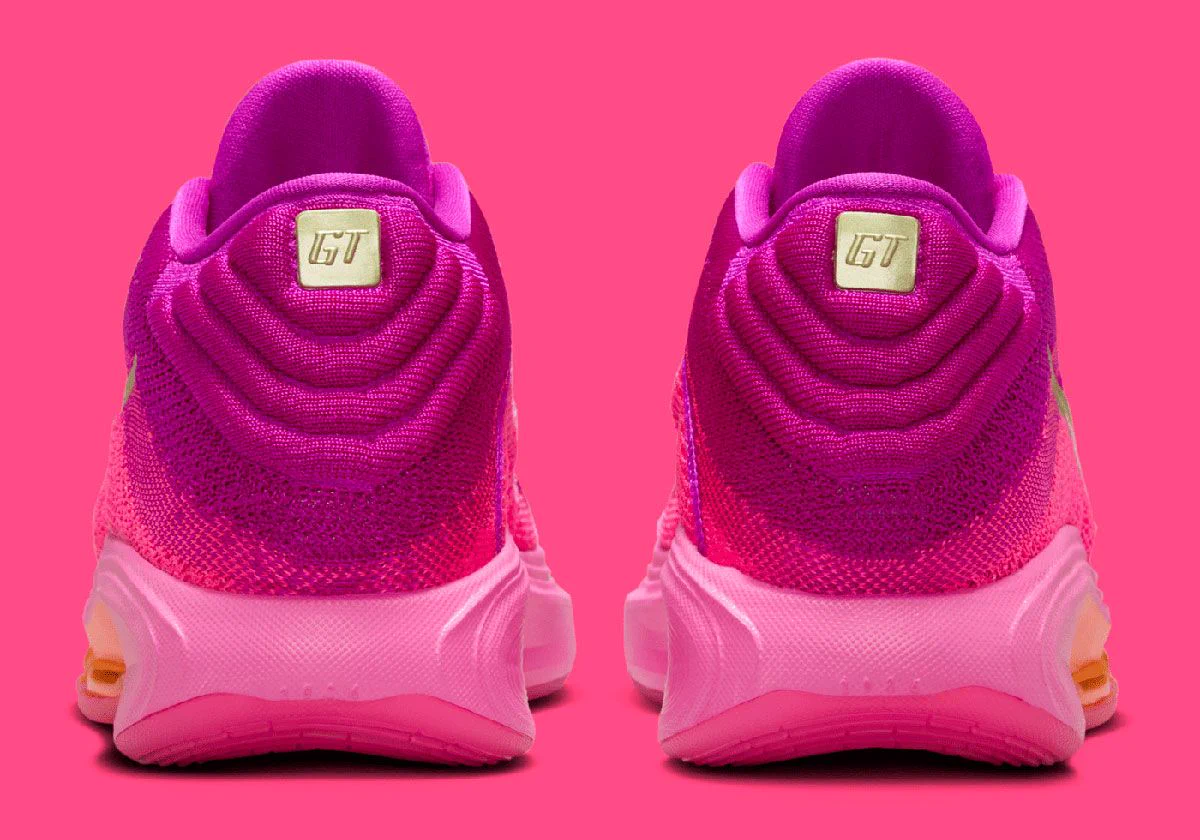 Sneaker News on X: 