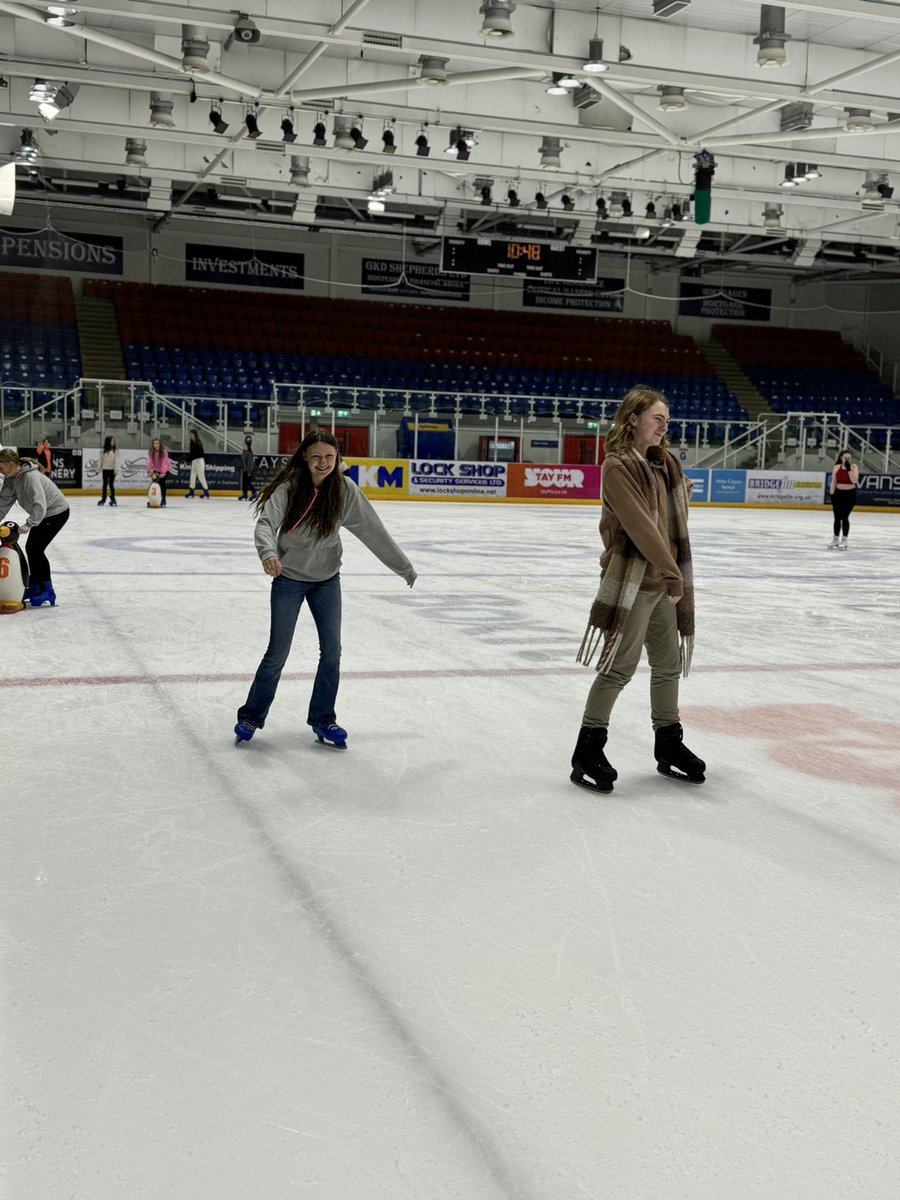 We had a wonderful time today at the ice rink! Thank you to <a href="/LochgellyHWB/">Lochgelly HWB</a> and Miss Melville for arranging such a special day out for us! <a href="/LochgellyHS/">Lochgelly High School</a>