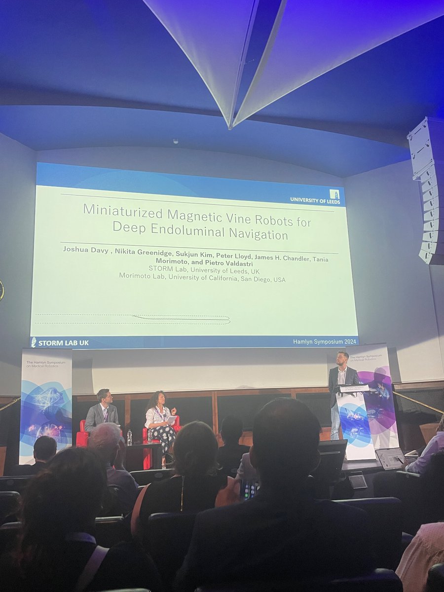 RatLPGRNetwork's tweet photo. STORM lab representing Robotics at Leeds at this years Hamlyn Symposium in London! @ICLHamlynRobots https://t.co/9CRr4y5k4D