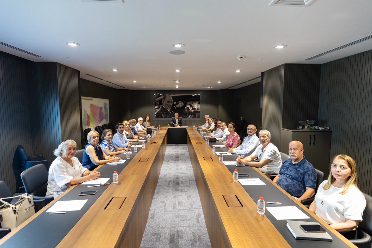 mmaliguven's tweet photo. Parti Okulu Mersin Parti Eğitmeni arkadaşlarımızla bugün Büyükşehir belediye başkanımız Sayın Vahap Seçer‘i ziyaret Edip hayırlı olsun dileklerimizi ilettik göstermiş olduğu ilgi ve alakadan dolayı kendisine çok çok teşekkür  ederiz https://t.co/wTHhkWkQlY
