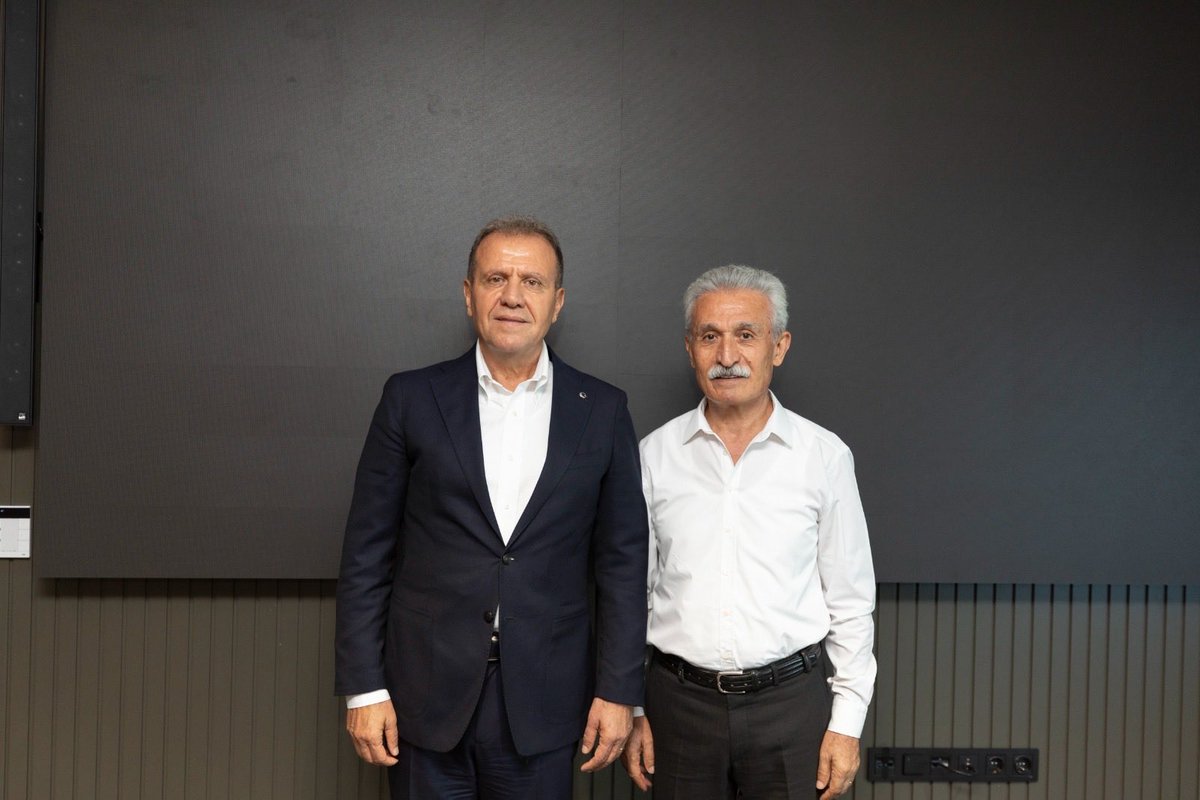 mmaliguven's tweet photo. Parti Okulu Mersin Parti Eğitmeni arkadaşlarımızla bugün Büyükşehir belediye başkanımız Sayın Vahap Seçer‘i ziyaret Edip hayırlı olsun dileklerimizi ilettik göstermiş olduğu ilgi ve alakadan dolayı kendisine çok çok teşekkür  ederiz https://t.co/wTHhkWkQlY