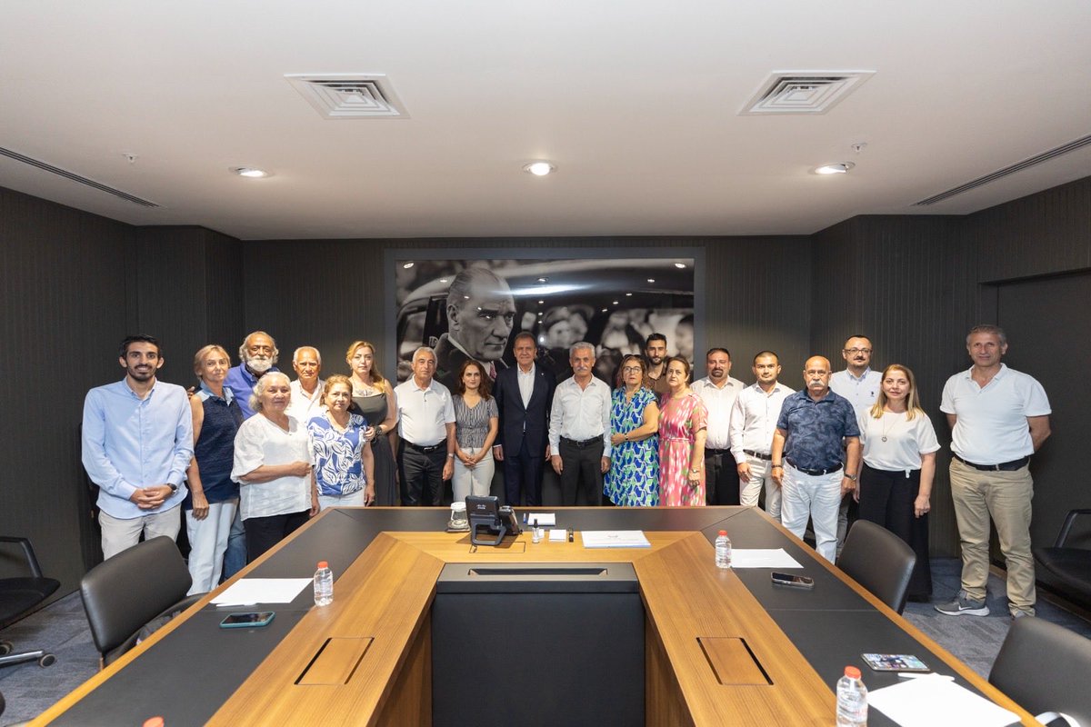 mmaliguven's tweet photo. Parti Okulu Mersin Parti Eğitmeni arkadaşlarımızla bugün Büyükşehir belediye başkanımız Sayın Vahap Seçer‘i ziyaret Edip hayırlı olsun dileklerimizi ilettik göstermiş olduğu ilgi ve alakadan dolayı kendisine çok çok teşekkür  ederiz https://t.co/wTHhkWkQlY