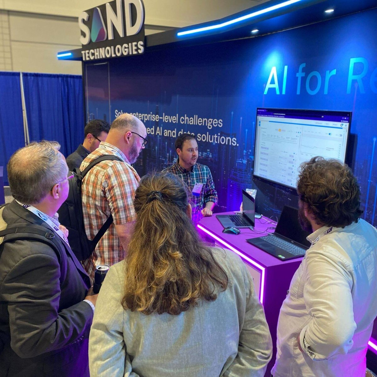 create_coolshit's tweet image. Want to make sure your booth draws a crowd? We&apos;ve got you covered📢

#HWY85 #tradeshow #boothbuilder #marketingsuccess