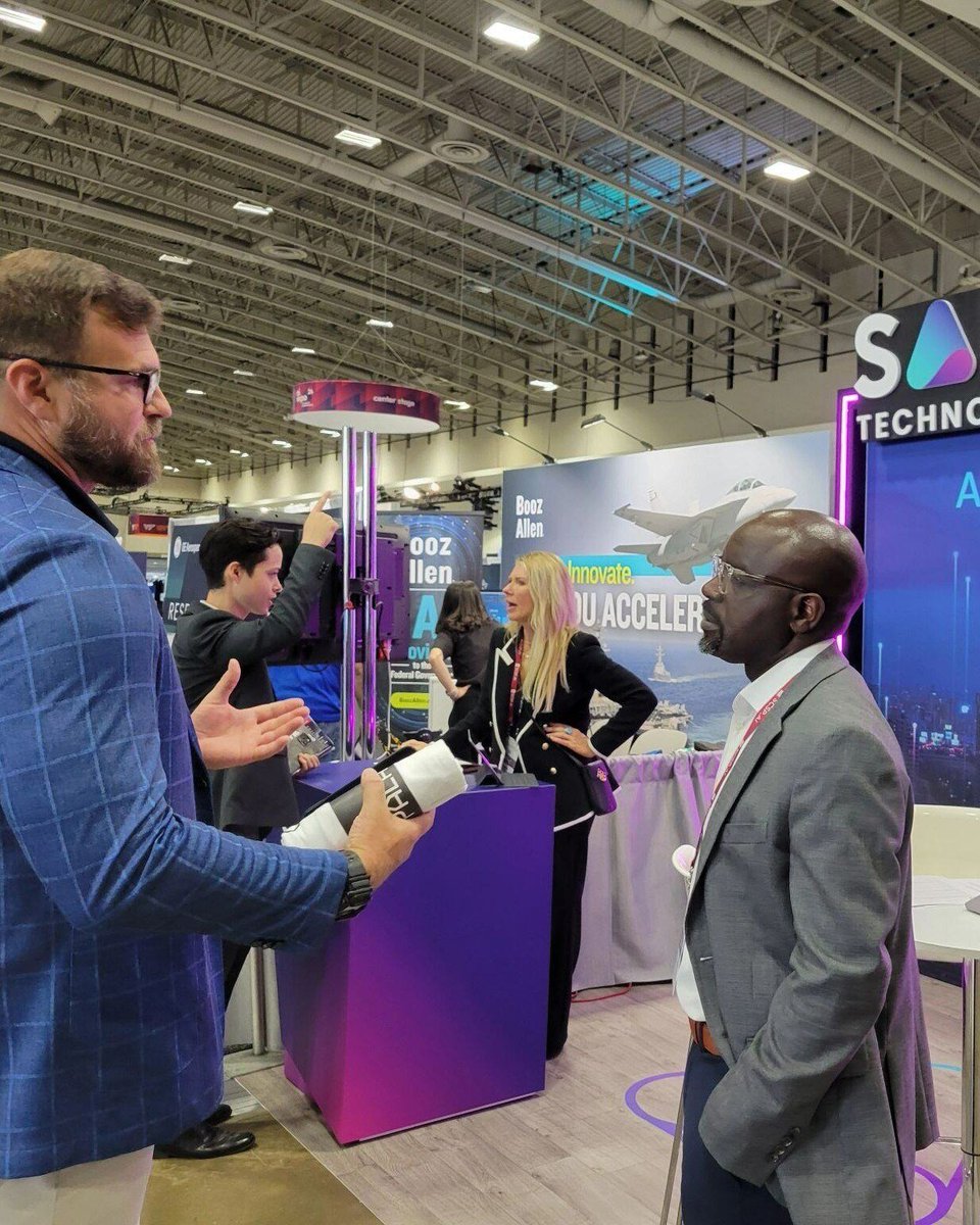 create_coolshit's tweet image. Want to make sure your booth draws a crowd? We&apos;ve got you covered📢

#HWY85 #tradeshow #boothbuilder #marketingsuccess