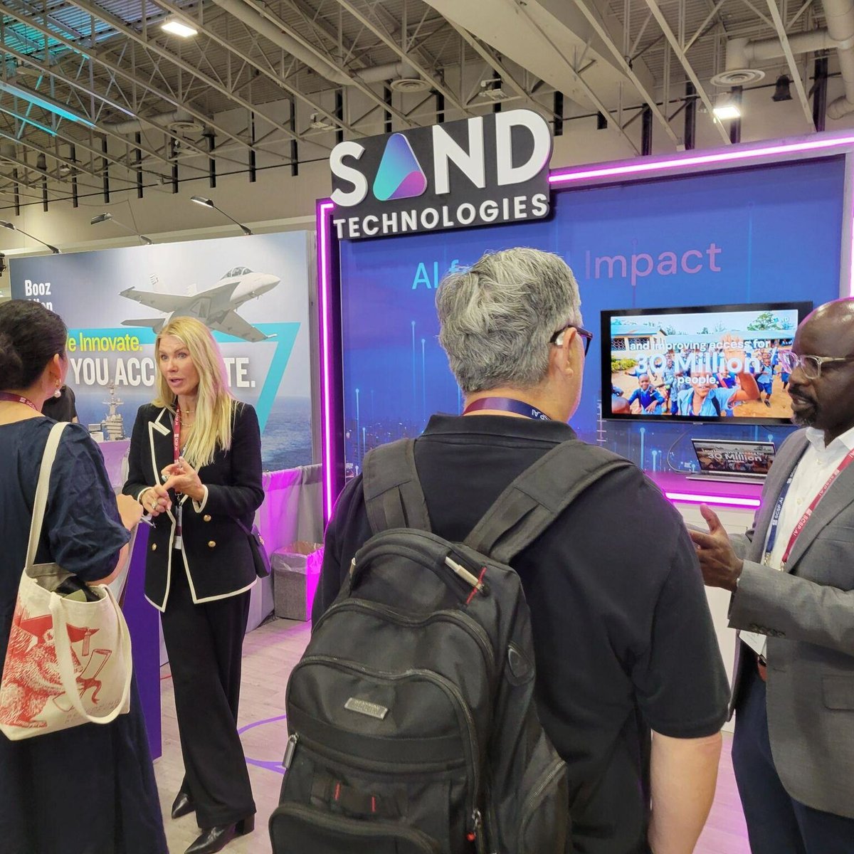 create_coolshit's tweet image. Want to make sure your booth draws a crowd? We&apos;ve got you covered📢

#HWY85 #tradeshow #boothbuilder #marketingsuccess