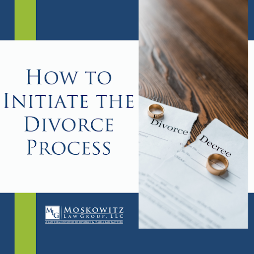 Moskowitz_Law's tweet image. In NJ, a divorce starts when either partner files a complaint in their county of residence. One spouse must have lived in NJ for 1 year, except in adultery cases.
#MoskowitzLaw #NJDivorce #FilingFees
divorcelawyers1.com/hackensack-fam…