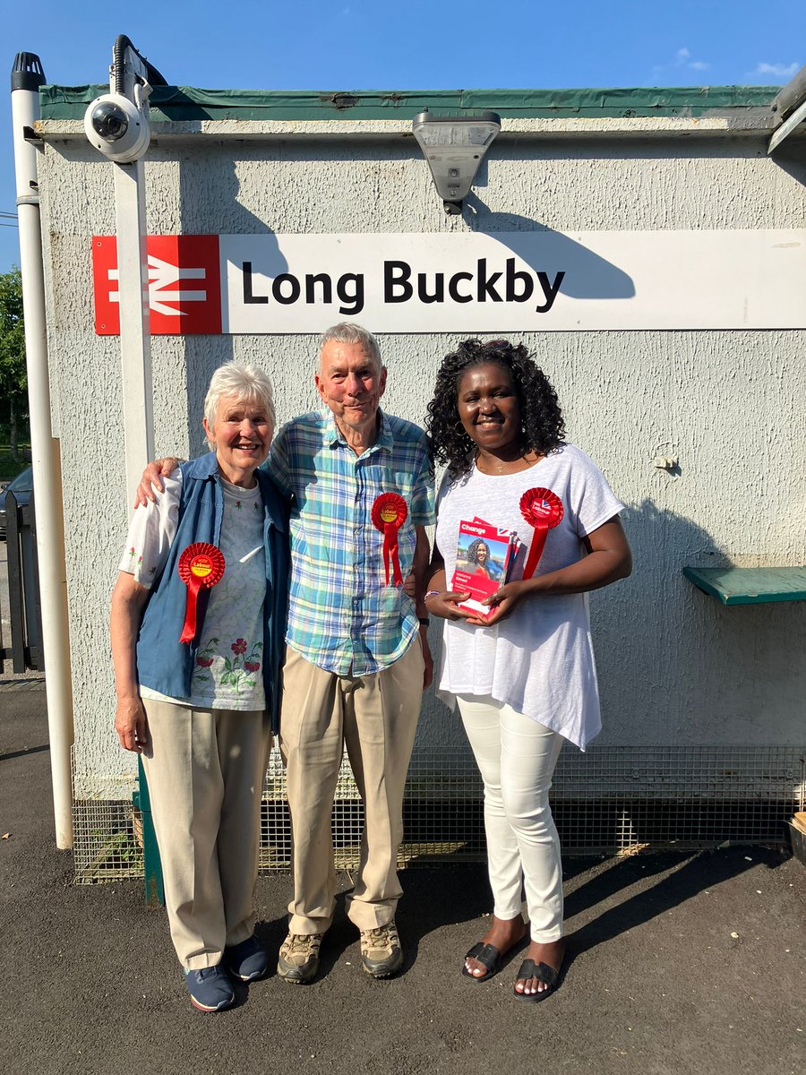 DaventryCLP's tweet image. A busy 48 hours! 

Long Buckby, Daventry,  Lilbourne, Great and Little Brington are just *some* of the areas our weekday superstars ✨️ have covered! 

Don't forget to say 'hey' and stop for a chat. 👋

@marianne_kimani