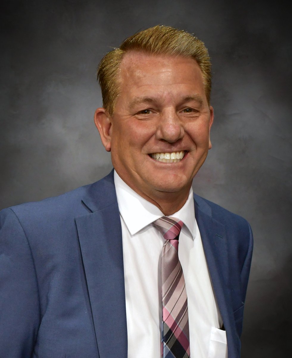 The AWLS Board of Education today appointed current Assistant Superintendent Kevin Herman to serve as Interim Superintendent for the 2024-25 school year.

This and other important updates from the June Board meeting are available on our website at:
anthonywayneschools.org/protected/Arti…
