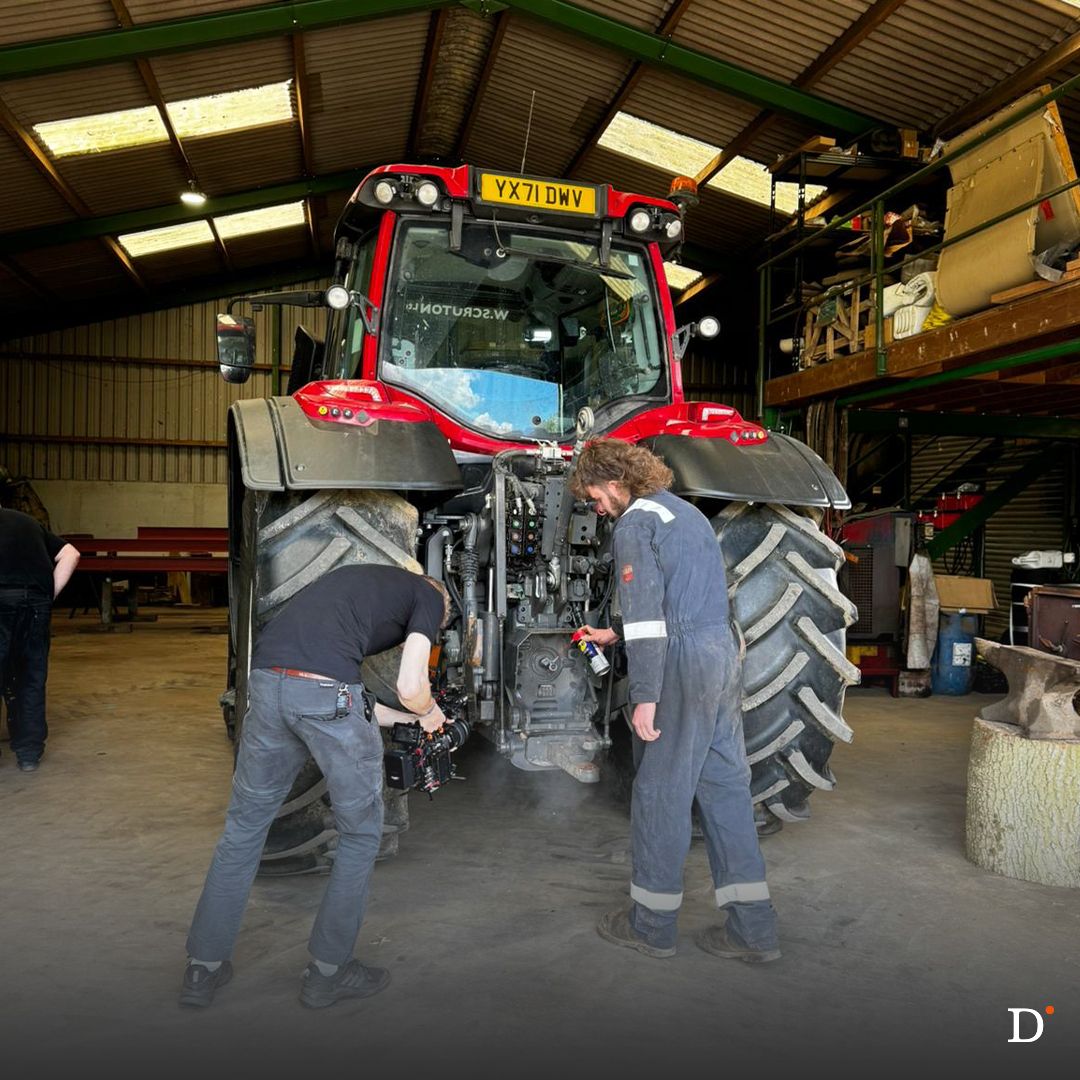 HelloDiversity's tweet image. Behind the scenes, sneak peek of our latest shoot for a client.