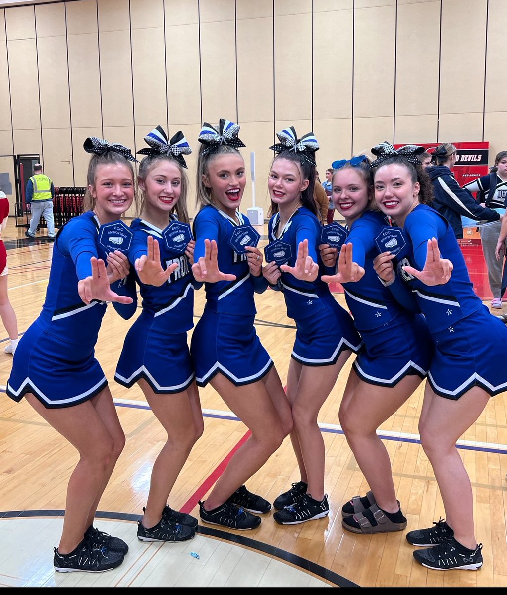 FalconCheer tweet media