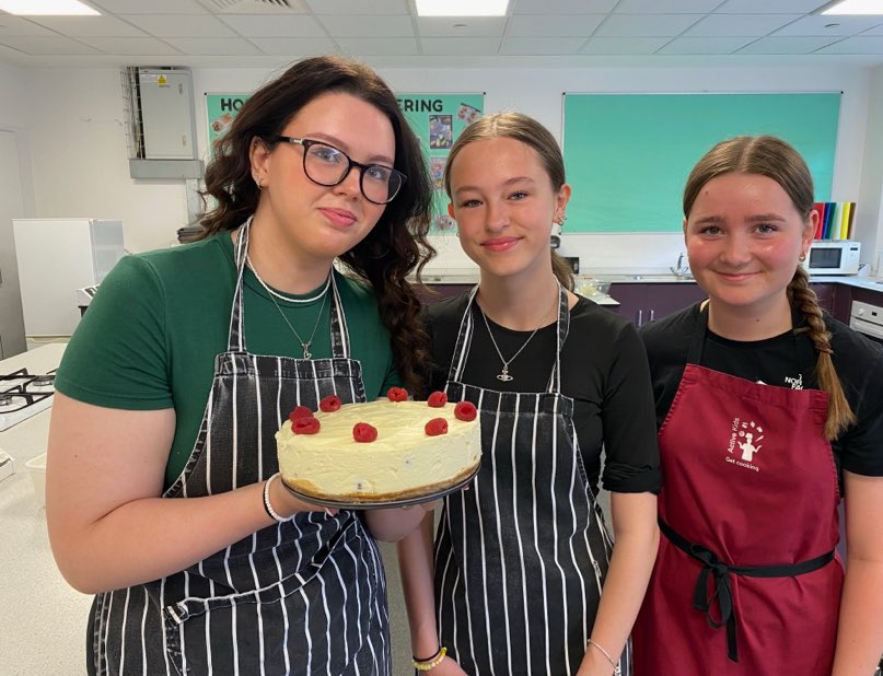 Super proud of these 3 lovely ladies raising money for the Dogs Trust with a bake sale! CCYD staff put their summer bodies on hold for charity 😋 Bendigedig! <a href="/CCYD_school/">CCYD</a> <a href="/ccyd_year10/">ccyd_year10</a>