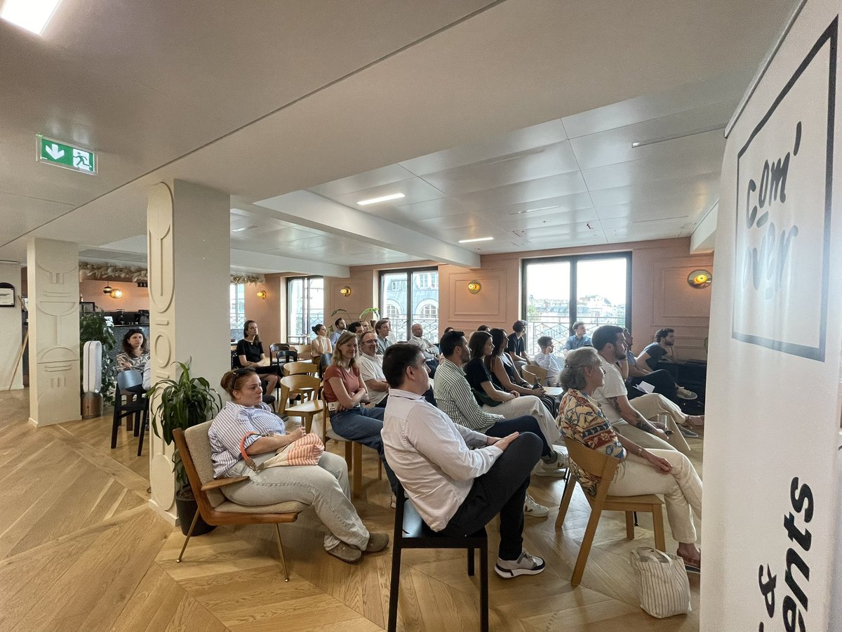comoveragency's tweet photo. “#PARIS2024 : comment les marques activent leur partenariat olympique ?” : la
première #review by #comover 🎙️
Objectif ➡️ échanger tous ensemble, partenaires, non partenaires, institutions, COJO et agence, sur la façon dont les marques ont décidé d’activer ce partenariat 🤝 https://t.co/dqTHL53W6a
