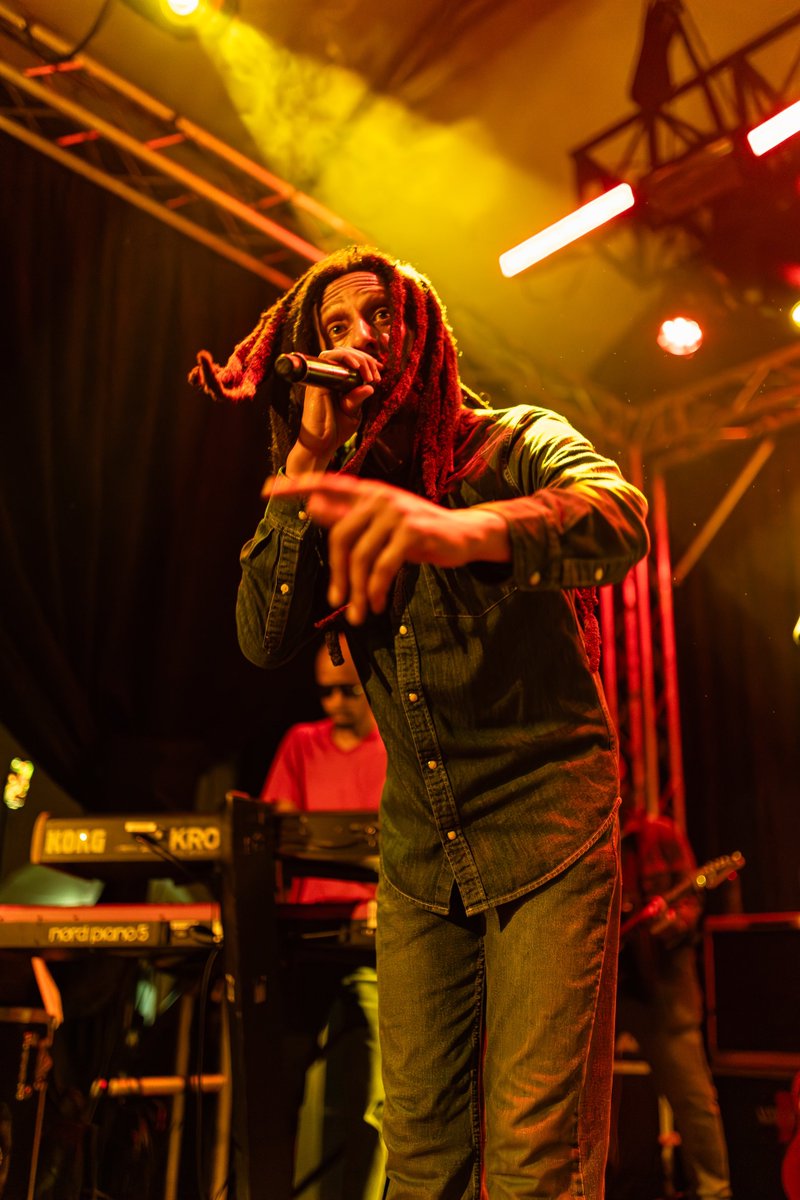 J U L I A N  M A R L E Y 🇯🇲

© Chris Bailey 2024 📸

Cheese and Grain, Frome, Somerset. 

<a href="/JulianMarley/">Julian Marley</a> + <a href="/cheeseandgrain/">Cheese and Grain</a> + <a href="/gm3events/">Gm3 Events</a> 

Official Images coming soon 🔥

#JulianMarley #Frome #CheeseandGrain #CheeseandGrainFrome