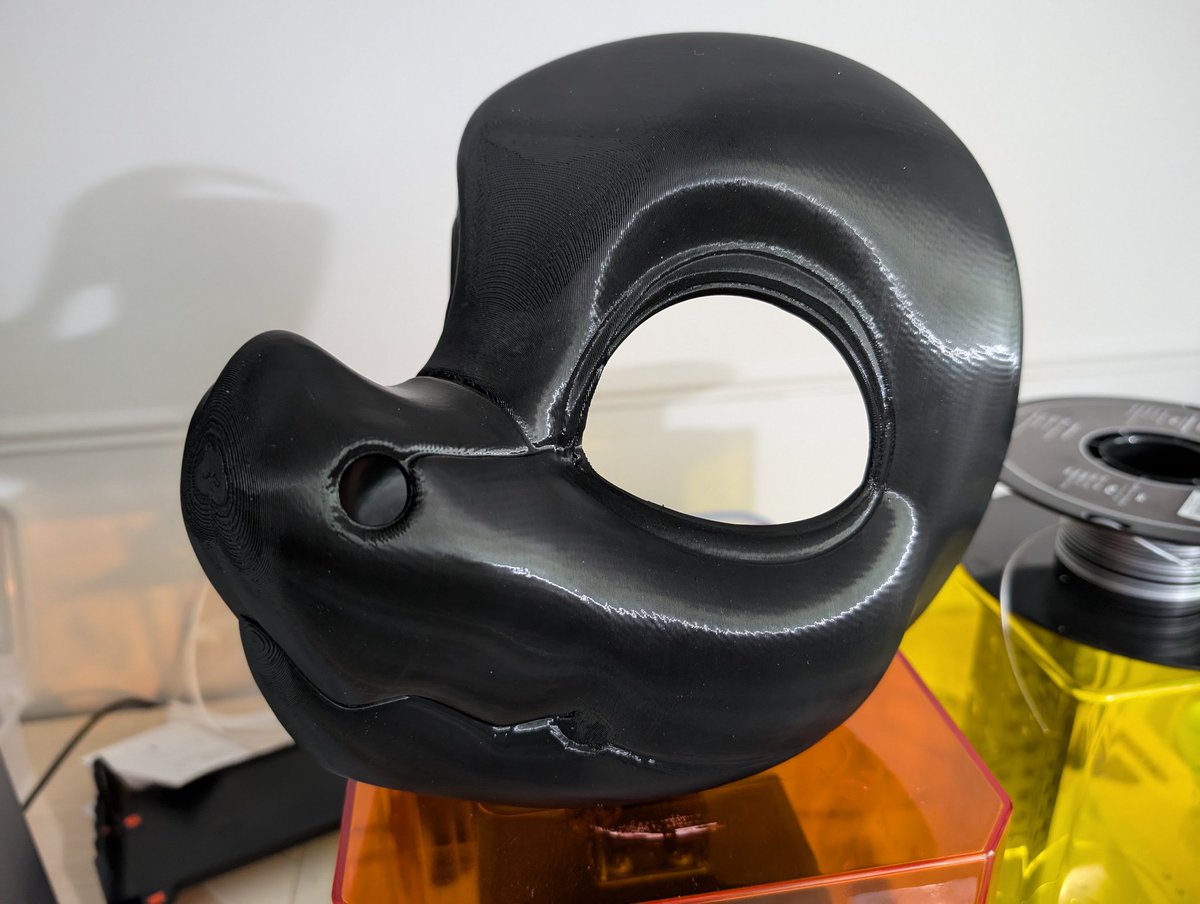 KobotFlosk's tweet photo. Alright! This is the final print of the Flosk head. I think I have it perfect to start actually adding in the electronics...
More photos to come trying to push this before AC
Printing eyes tonight and fitting in the LCD's
#kobot https://t.co/igfU8o8WDd