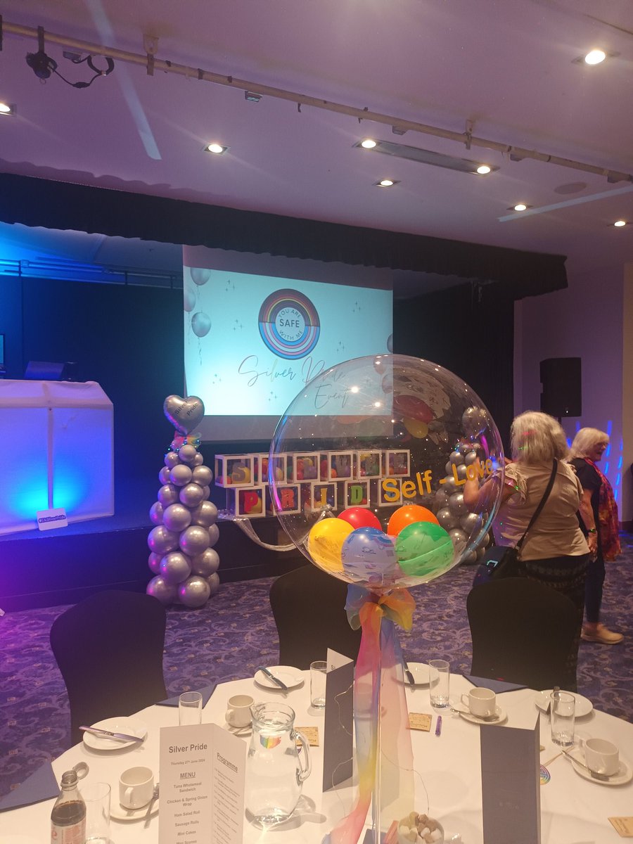 ea_adp's tweet photo. π Fantstic to be able to attend the first-ever Silver Pride in Scotland with @withyouinEAyrsh and @EACHRecovery π
A chance to celebrate our older LGBTQ+ community in East Ayrshire, with some thought provoking and informative speakers. π³οΈβπ Well done @ArleneBunton π https://t.co/07sPdErLvM