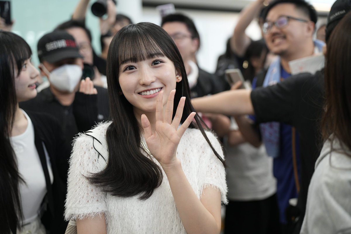 高画質写真）#乃木坂46 のメンバーが6月27日午後に香港国際空港に到着