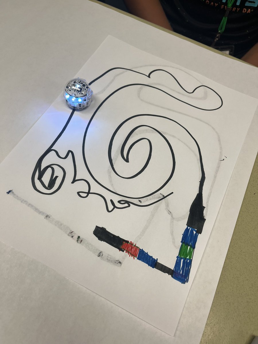 Exploring with ozobots #kcsossteam