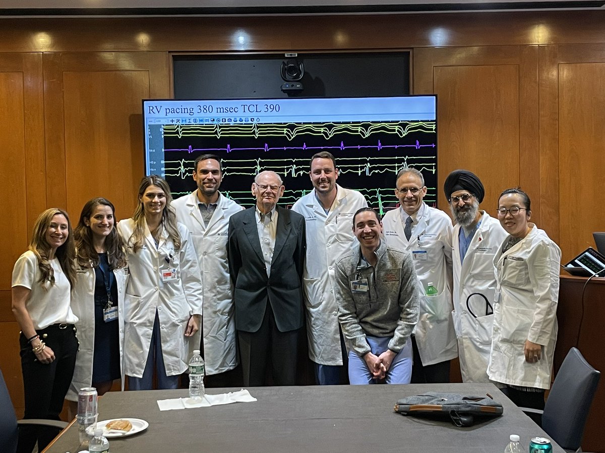 Elaine Wan tweet media