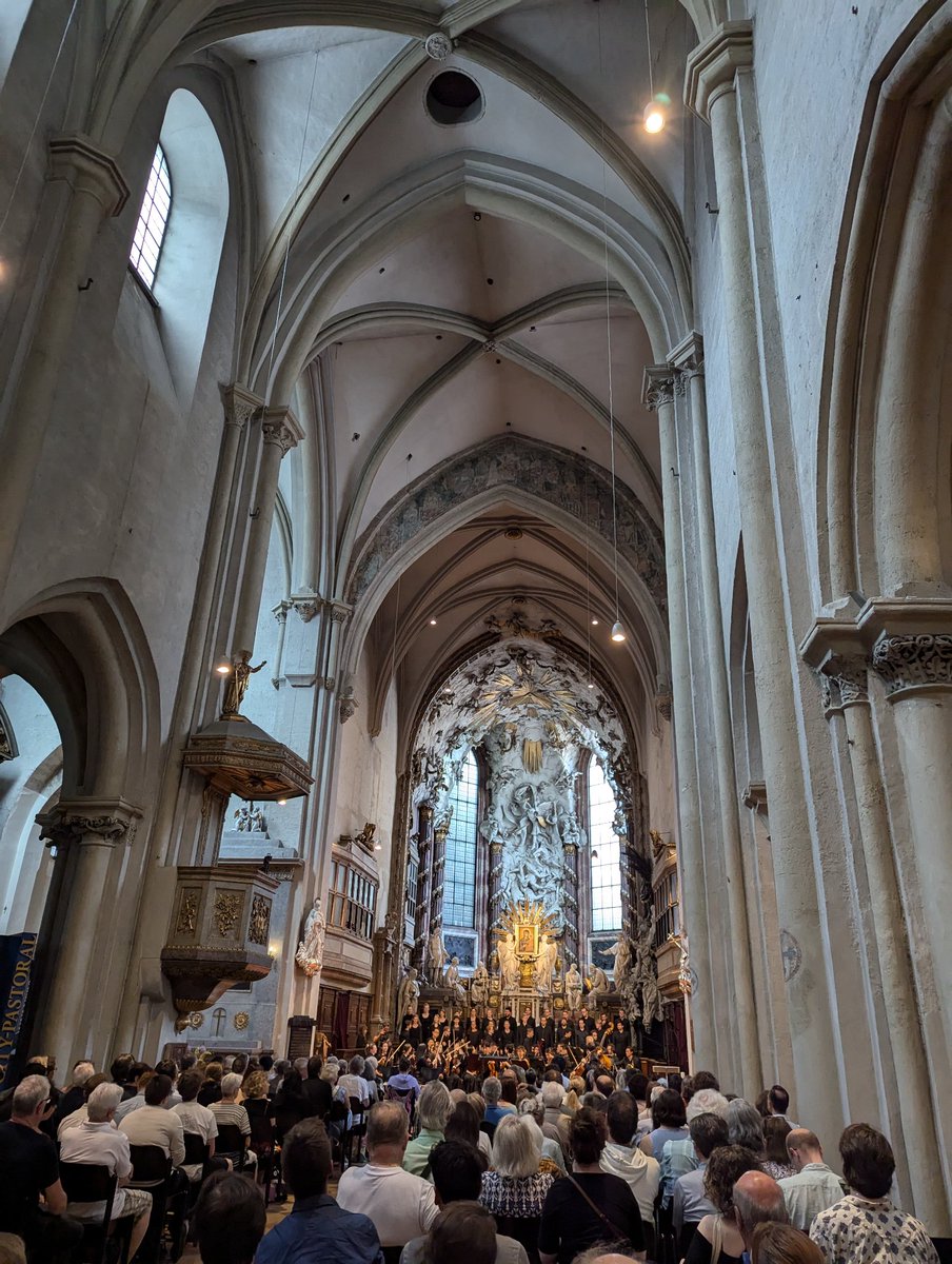 VGarcía tweet media