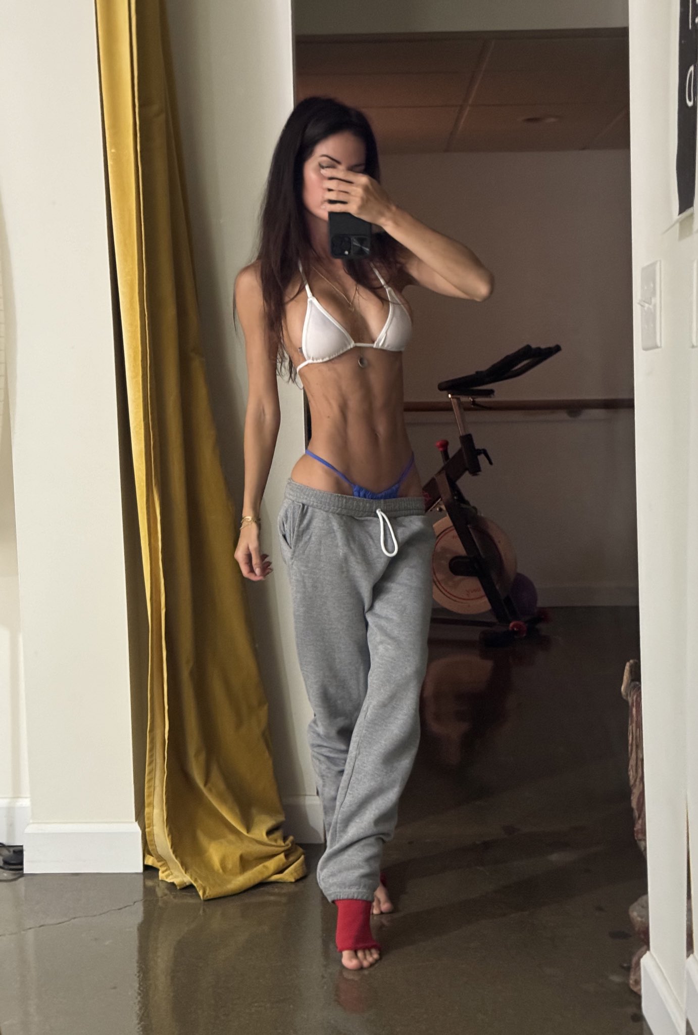 Afternoon workout complete: Full video linked in my bio. 💪🏼. https://t.co/jH2qXxotys