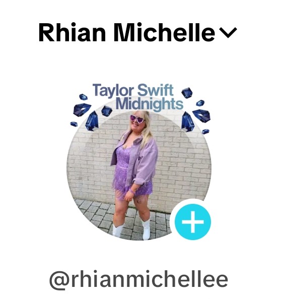 RhianMichelle's tweet photo. @taylornation13 #TSTheErasTour https://t.co/WNZU3fWalc