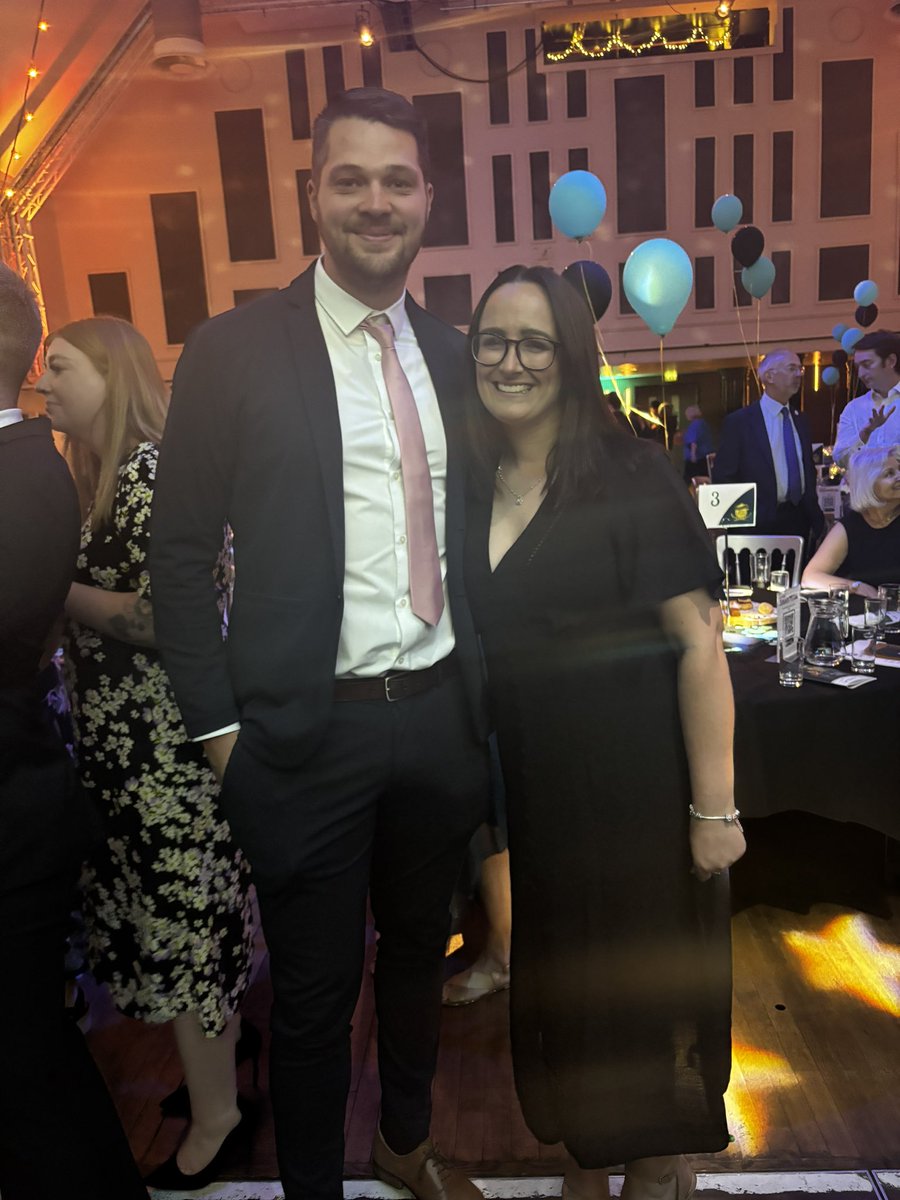 A lovely evening celebrating the Bucks Schools Award <a href="/reach2trust/">REAch2 Academy Trust</a> #team 💚