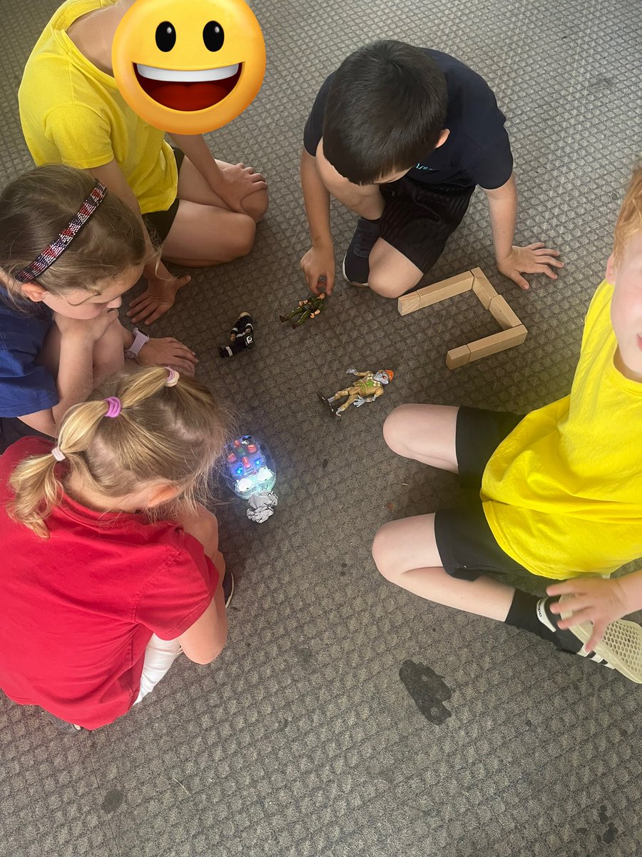 LakesideYork's tweet image. Who says you can’t link sport and computing together?? Today Team Leopards used the bluebots to play football! We had to create an algorithm to move the bluebot around the defenders and score a goal! Super fun! #LakeComputing