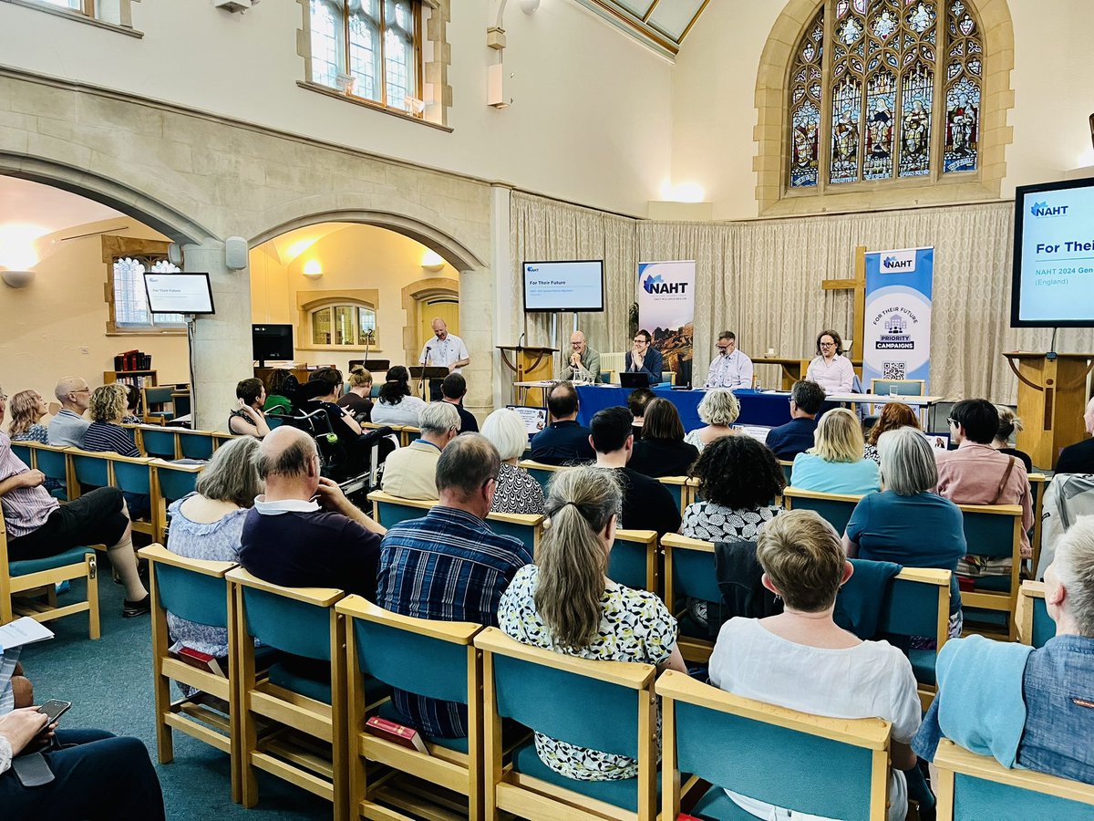 NAHTNotts's tweet image. We are currently hosting the NAHT Rushcliffe husting @WBMethodist 

We have just heard opening statements from the Labour, Green and Lib Dem candidates 

@NAHTnews #fortheirfuture