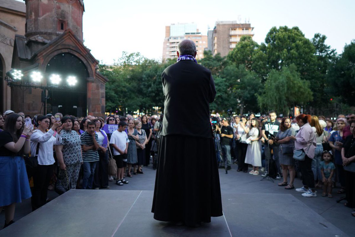 SrbazanBagrat's tweet image. The father of all lies is the devil; let our minds and hearts be resolute in the mission to eradicate all evil.

#EnoughLies

#JustCause