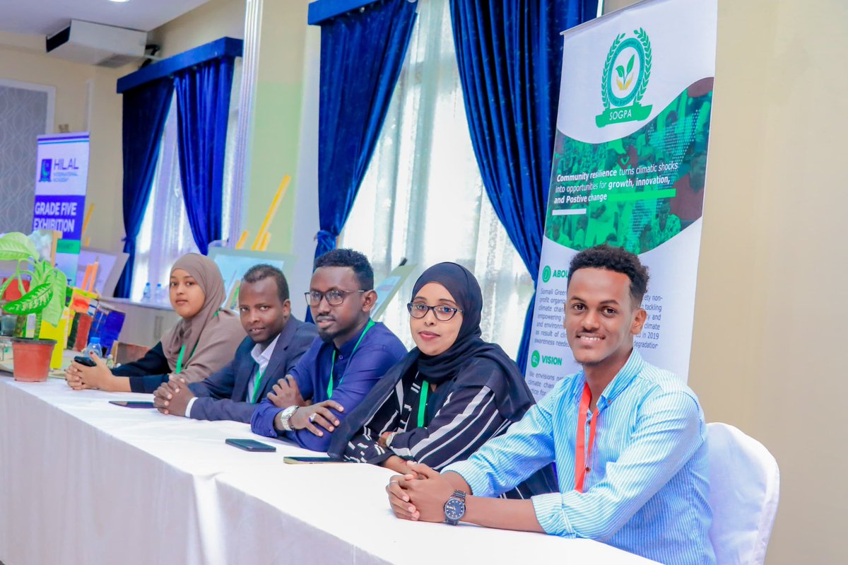 SOGPA2's tweet photo. Short clip of @SOGPA2 contributions at the Somalia Climate change summit.
@UNDPSomalia @SomaliaClimate @SaveChildrenSO @US2SOMALIA @UNSomalia @DCAF_Geneva @UNEP_Africa https://t.co/J6T2er0lNP