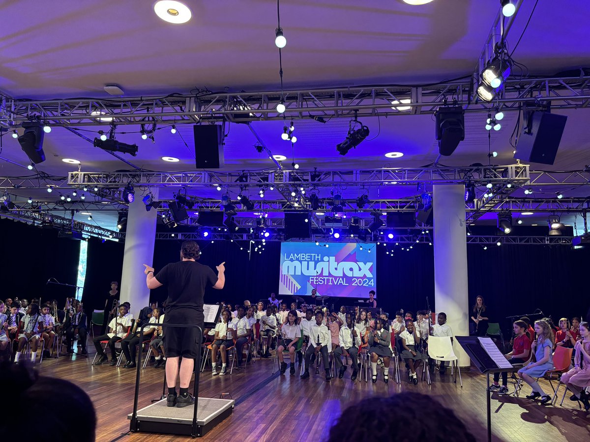ChristChurchSW2's tweet photo. Year 4 performing in their first Musitrax Festival! They have been learning their instruments for only this year!!! Thank you @LambethMusic it was amazing! https://t.co/xUvRO8DtE1