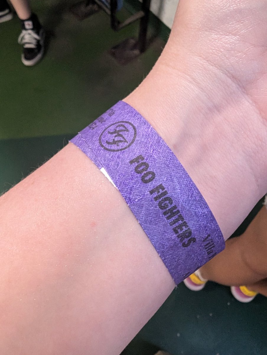 Just saying 

<a href="/foofighters/">Foo Fighters</a> #villapark